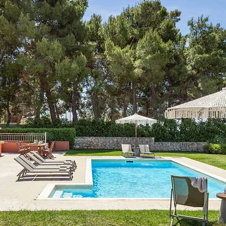 Agnandi Villa
